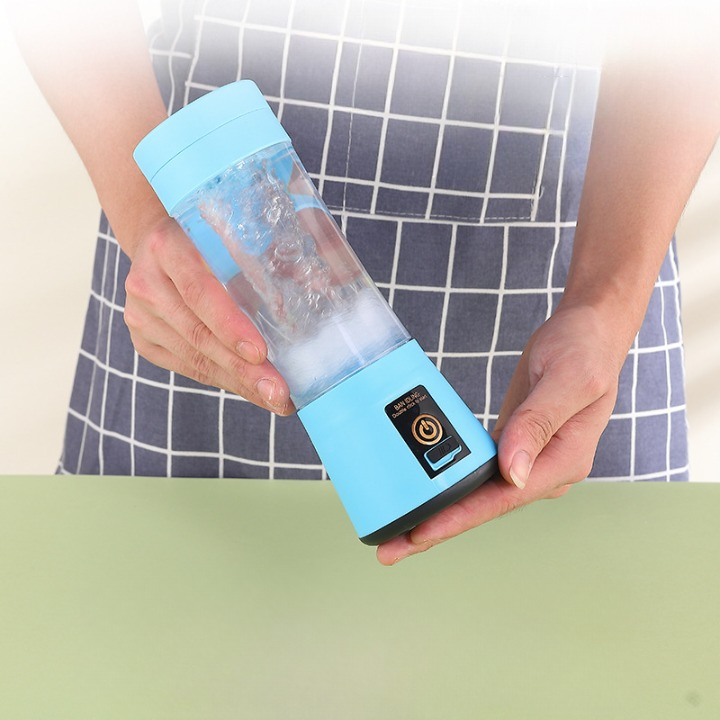 MINI USB BLENDER ZA PONIJETI