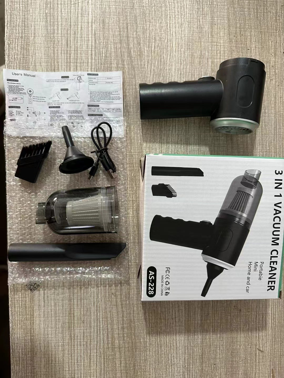 MINI USISIVAČ 3 U 1 – ZA DOM I AUTO